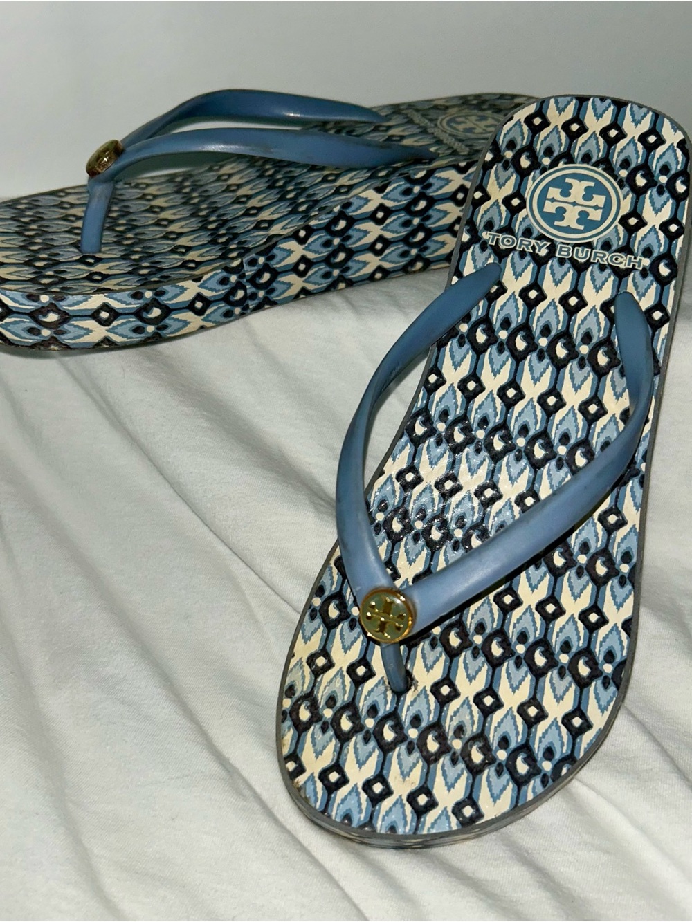 Blue and white platform flipflops - Picture 6 of 6